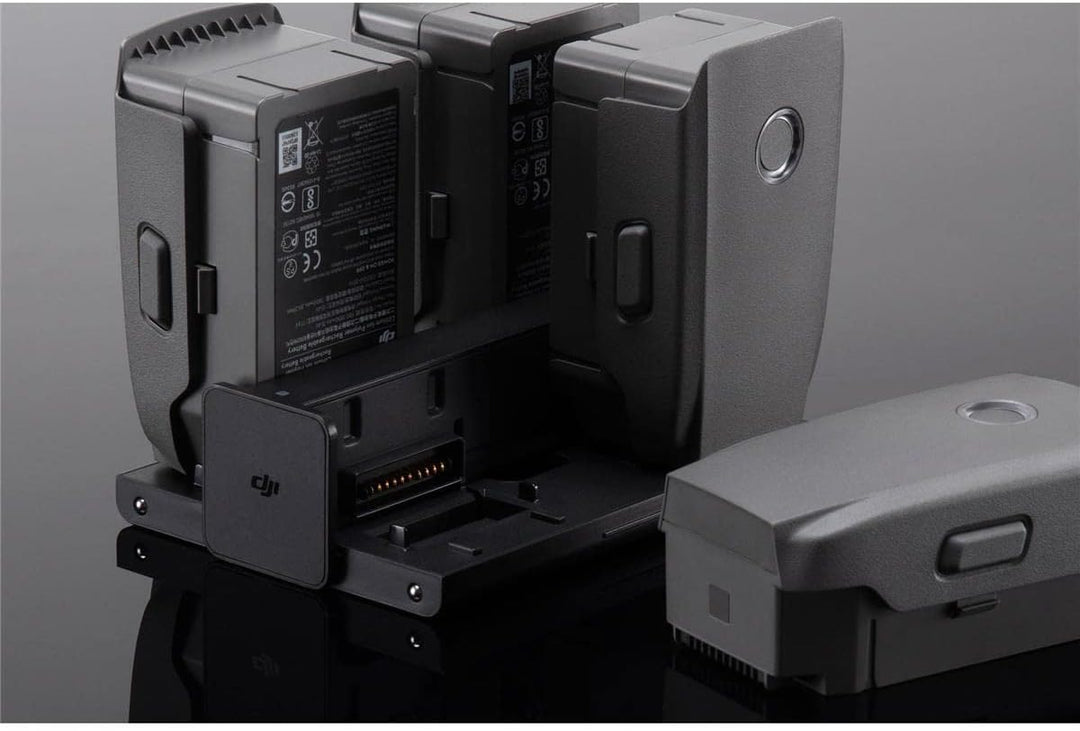 DJI - Akku-Hub | P10 Ladegerät für Mavic 2 Pro / Zoom | Laden Sie bis zu vier Akkus nacheinander auf