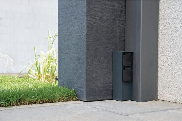 Unitec Steckdosenverteiler für den Garten, Steckdosensäule, Aussensteckdose, Edelstahl IP 44, 2 Stec