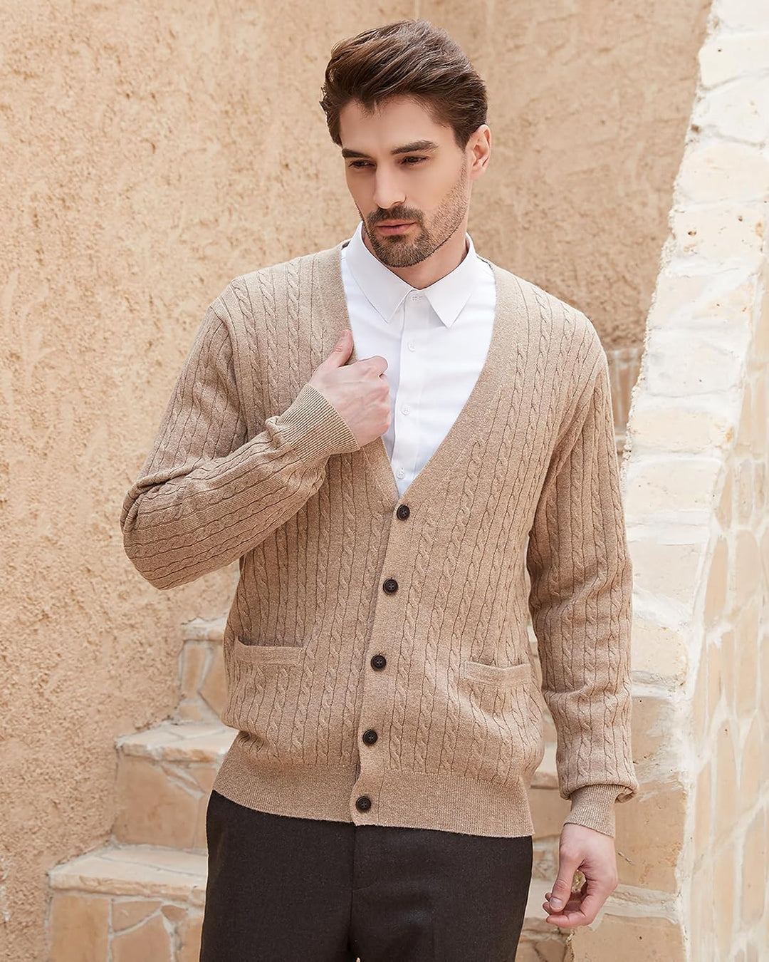 Kallspin Herren Strickjacke aus Wollmischung Zopfstrick Cardigan mit Knopfverschluss und Taschen S K