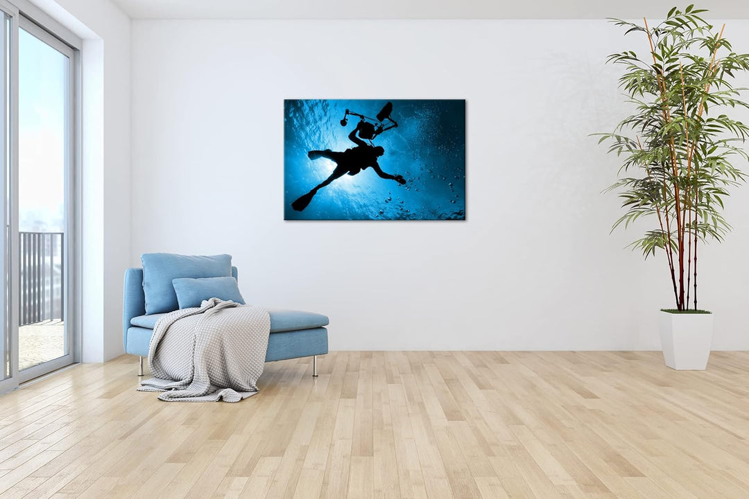 deyoli Taucher im tiefen Ozean Format 80x60 Effekt: Monocrome Blau als Leinwandbild, Motiv fertig ge