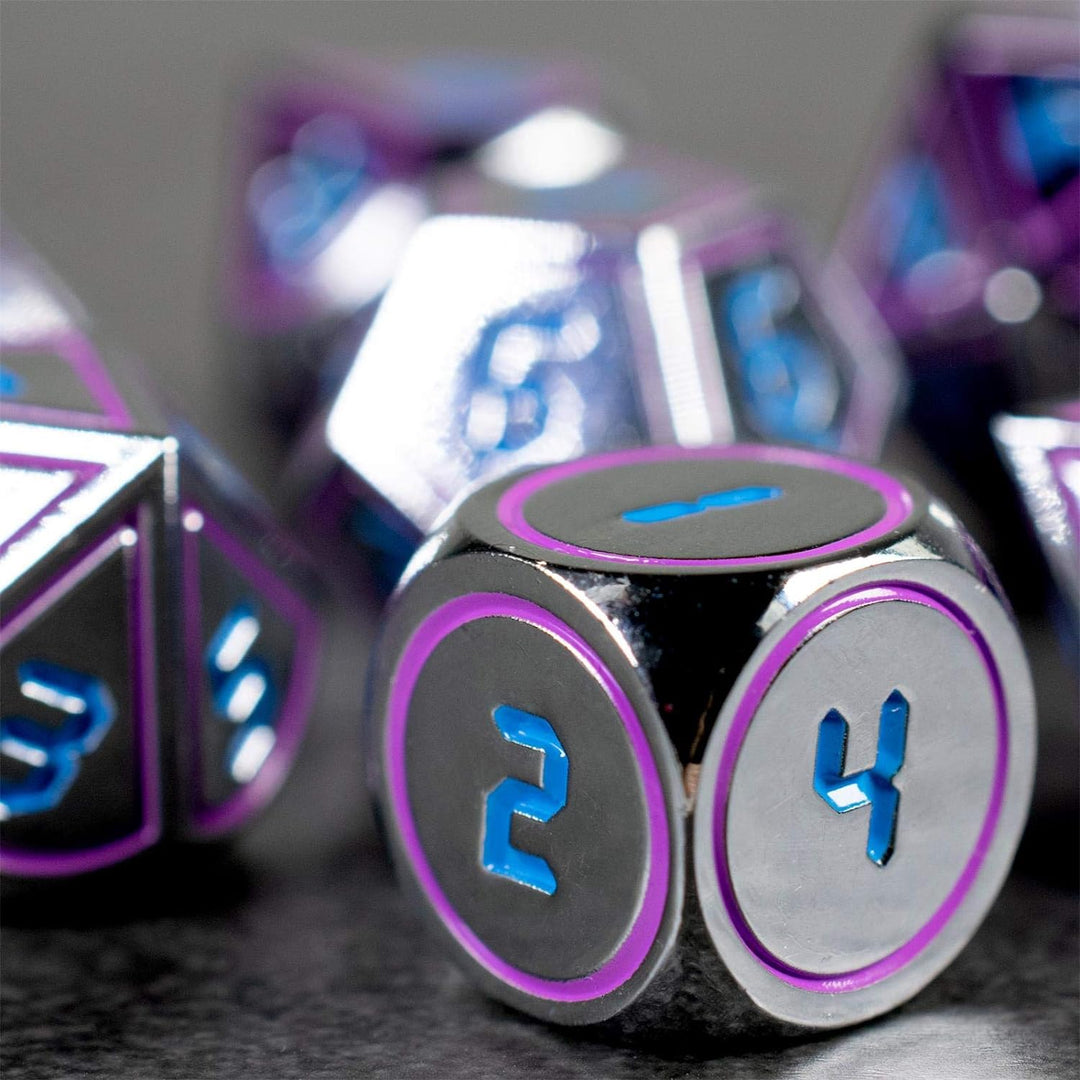 shibby 7 polyedrische Metall-Würfel für Rollen- und Tabletopspiele in Digital Optik D2 inkl. Aufbewa