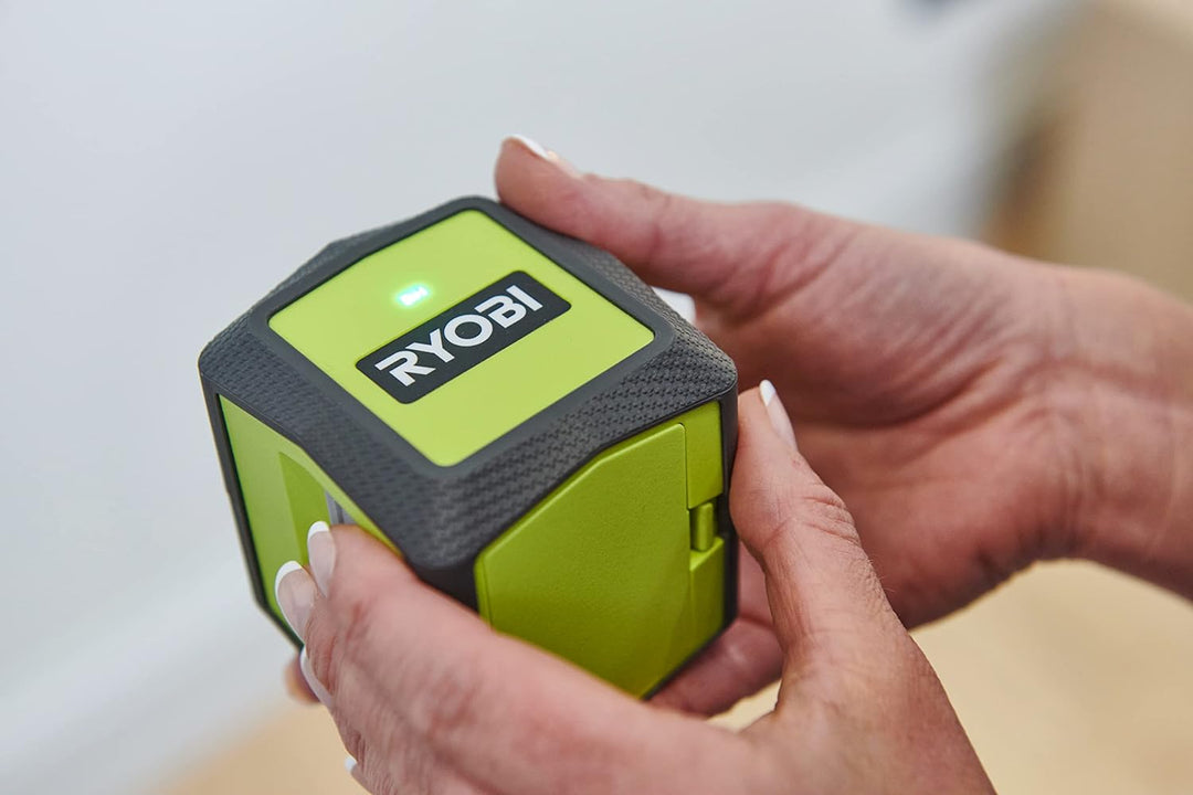 RYOBI batteriebetriebener Kreuzlinienlaser RBCLLG2 mit Skalamarkierung (15m, Selbstnivellierung 3°,