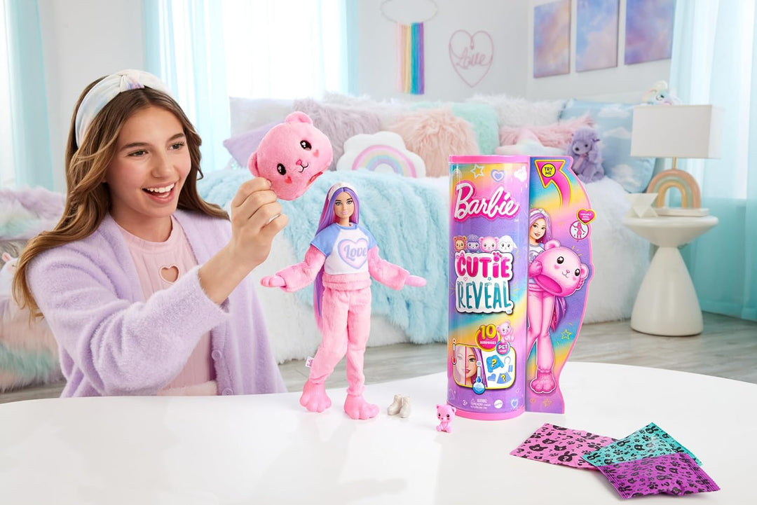 Barbie Cutie Reveal Puppe - Kuschelweiche Plüschverpackung mit 10 Überraschungen, bewegliche Puppe m