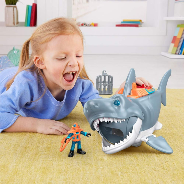 Fisher-Price Imaginext GKG77 - Grosser Spielzeug-Hai mit Taucher-Figur, Käfig und Zubehör, macht Kau