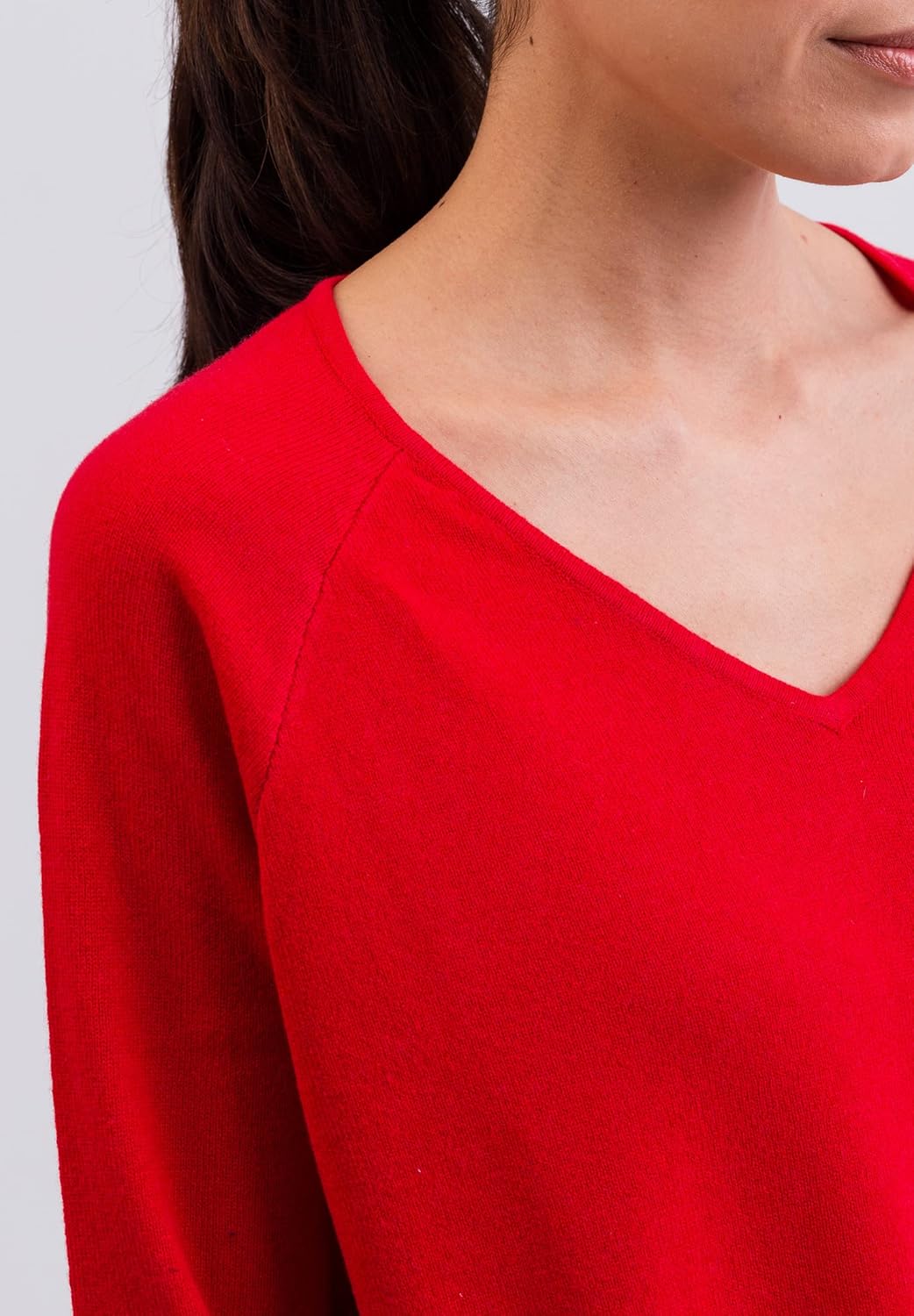 CASH-MERE.CH 100% Kaschmir Damen Pullover mit geradem Schnitt und Seitenschlitz | Sweater V-Ausschni