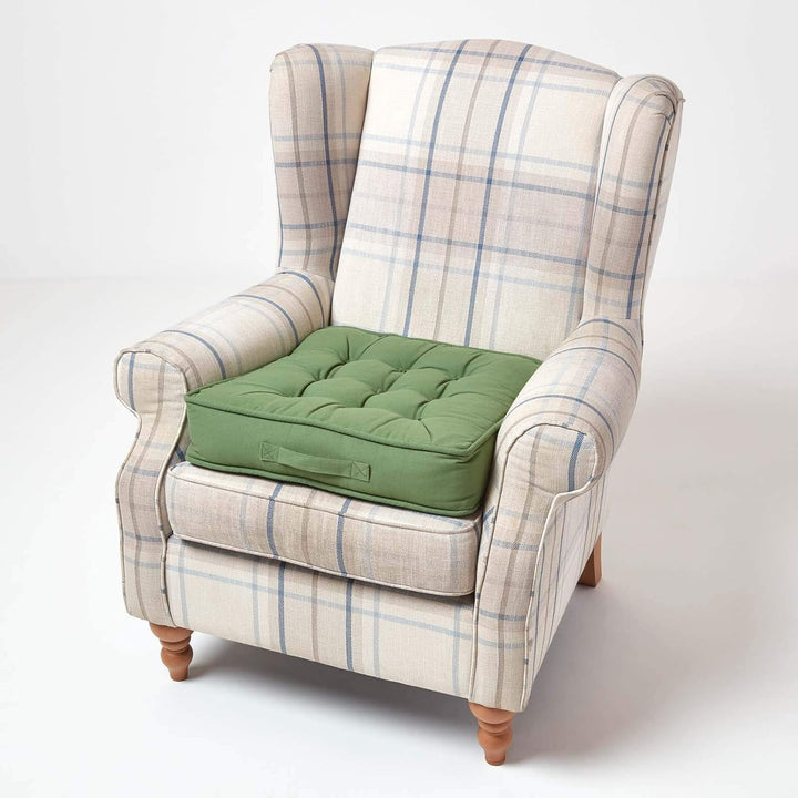 Homescapes Dickes Sitzkissen 50x50 cm grün, 10 cm hohe Sesselauflage/Sitzerhöhung mit Baumwoll-Bezug