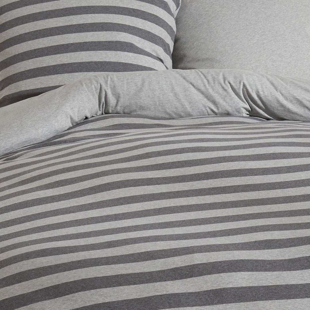 Traumschlaf Jersey Melange Wendebettwäsche Grau • Streifen & Uni • 100% Baumwolle • Ganzjahresbettwä