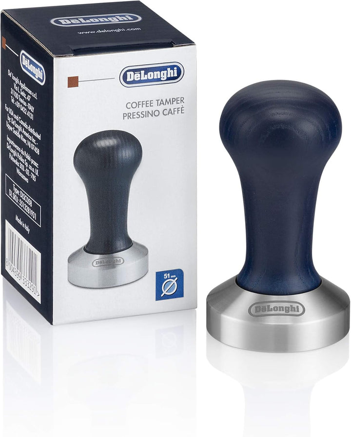 De'Longhi DLSC058 Kaffee-Tamper aus Edelstahl mit Holzgriff, blau/silber & Milchkännchen DLSC060, 35