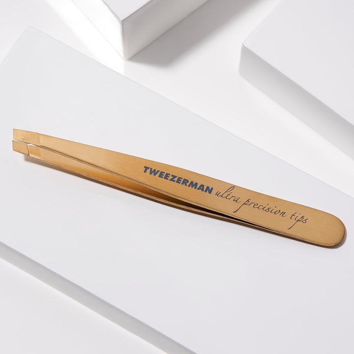 TWEEZERMAN Pinzette zum Augenbrauen zupfen, Schräge Spitze, Rostfreier Edelstahl, Gold, Gold