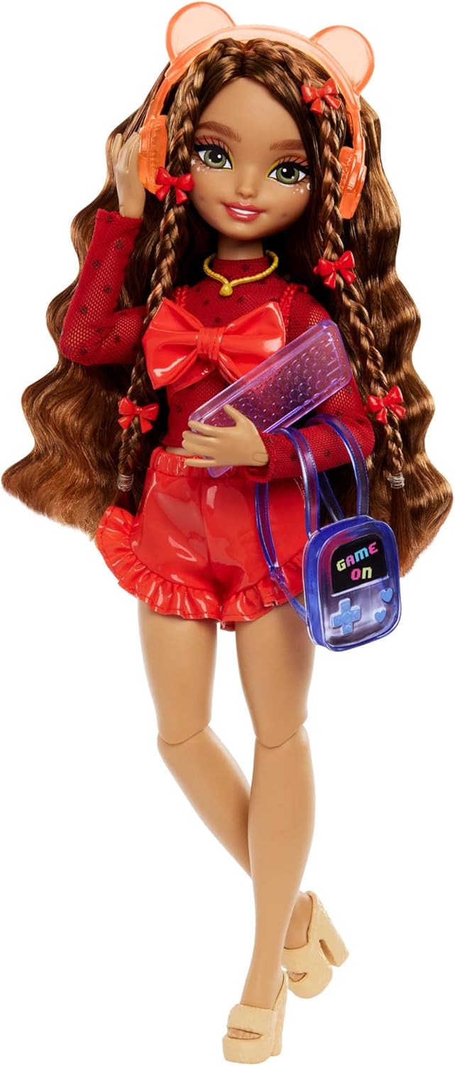 Barbie Dream Besties Puppe und Accessoires, bewegliche Teresa-Modepuppe mit braunem Haar und Haarspa