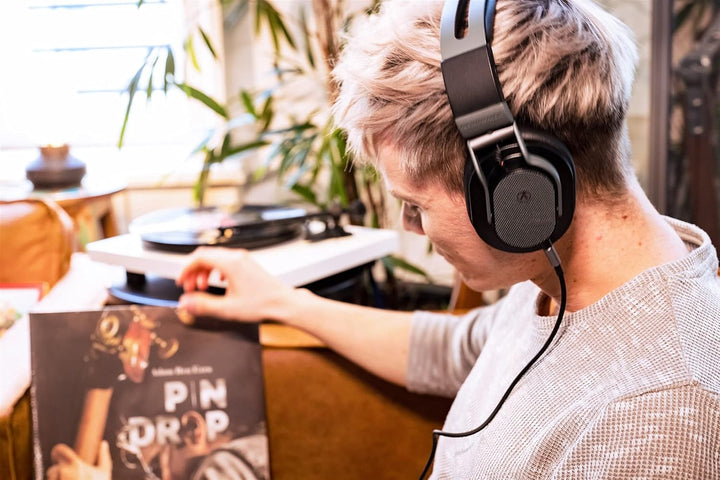 Austrian Audio Hi-X65 Kopfhörer, ohrumschliessende Headphones (hoher Komfort durch spezielle Memory-