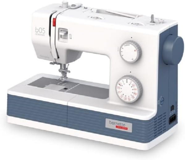 Bernette 05 Academy Nähmaschine Weiss, Blau, Weiss, Blau