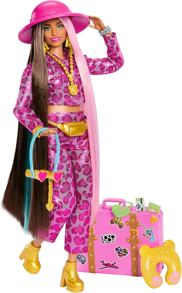Barbie Extra Fly - Safari-Reise-Puppe mit pinkem Outfit und Zubehör, beweglicher Körper, 15 Accessoi