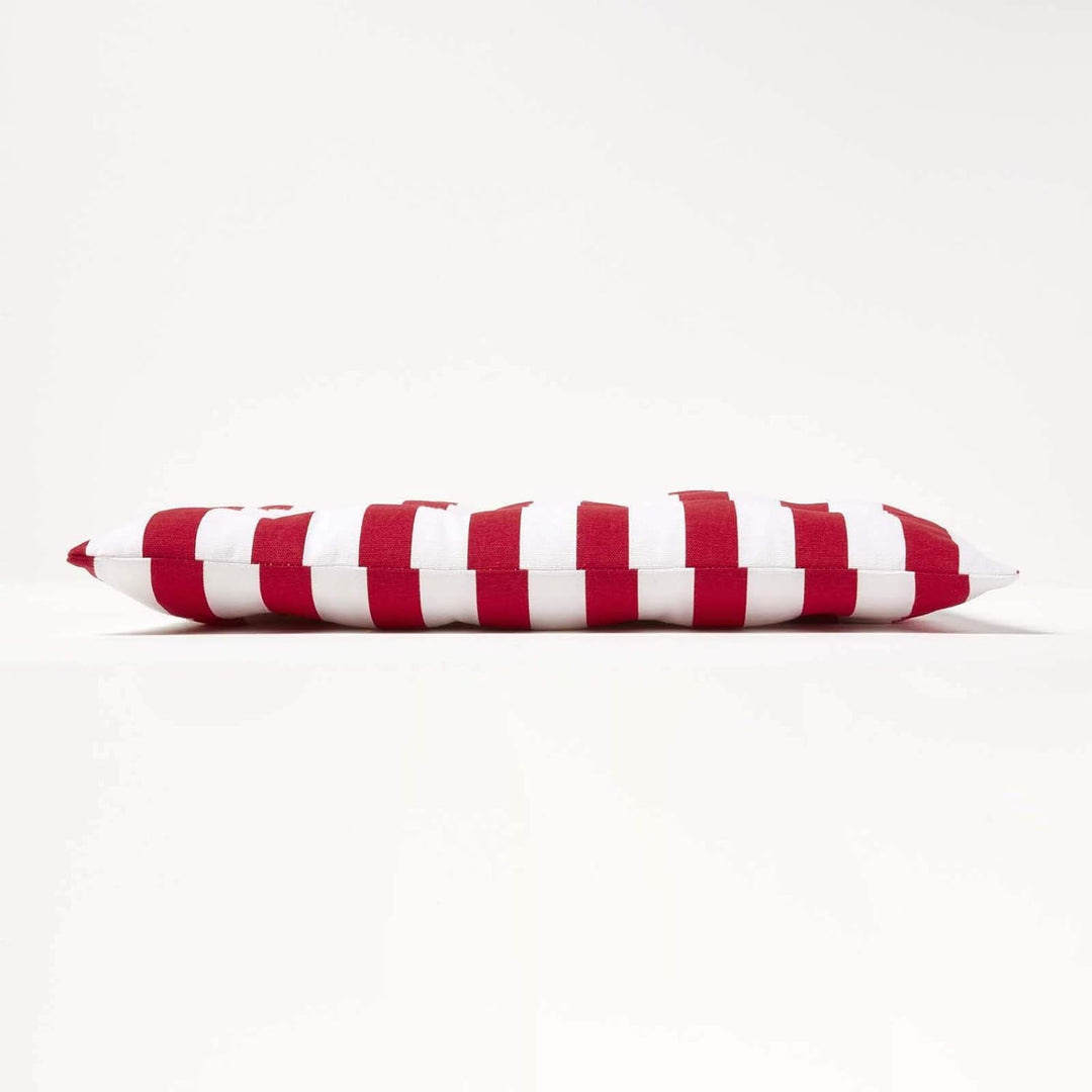 Homescapes gestreifte Stuhlkissen im 4er Set, Sitzkissen 40 x 40 cm, rot, mit Bändern und Knopfversc