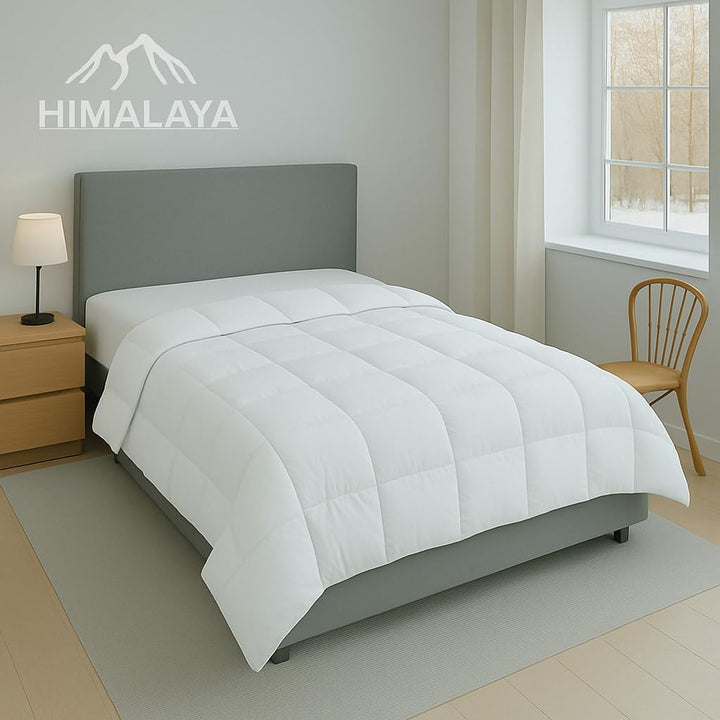 Traumschlaf Daunendecke Himalaya medium, Füllung: 100% Daunen 155x200 cm, 155x200 cm