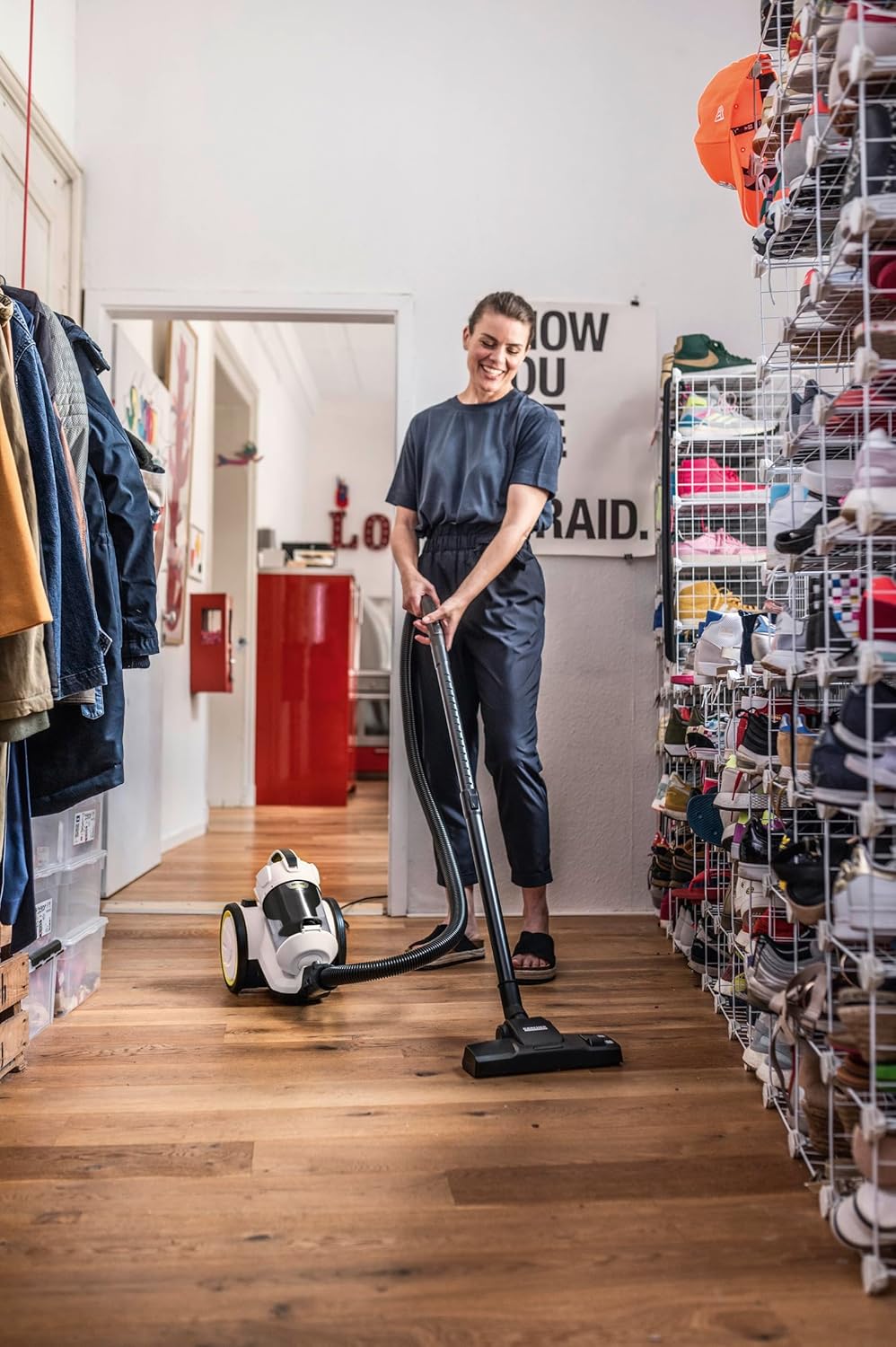 Kärcher Staubsauger VC 3 (beutellos, transparenter und auswaschbarer Schmutzbehälter, Komfortausstat