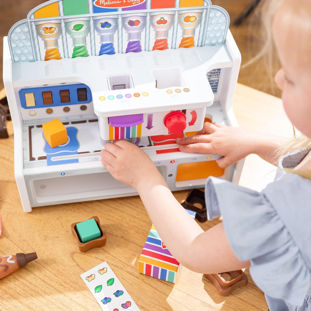 Melissa & Doug Schokoladenfabrik-Spielset aus Holz, Spielzeug-Süssigkeitenmaschine für Jungen und Mä
