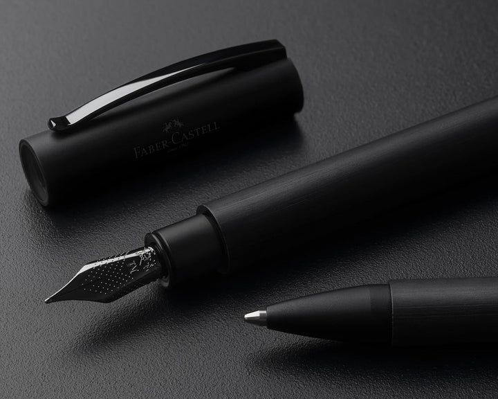 Faber-Castell Füllfederhalter Ambition All Black Limited Edition, Füllfederhalter