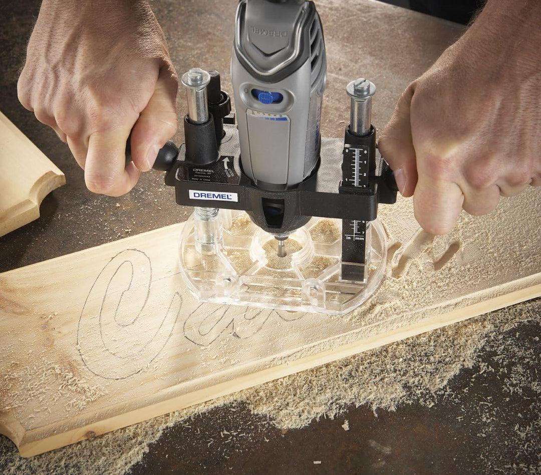 Dremel 335-01 Drehwerkzeug Tauchfräsenaufsatz, kompakt & leicht für leichte Routing-Projekte, perfek