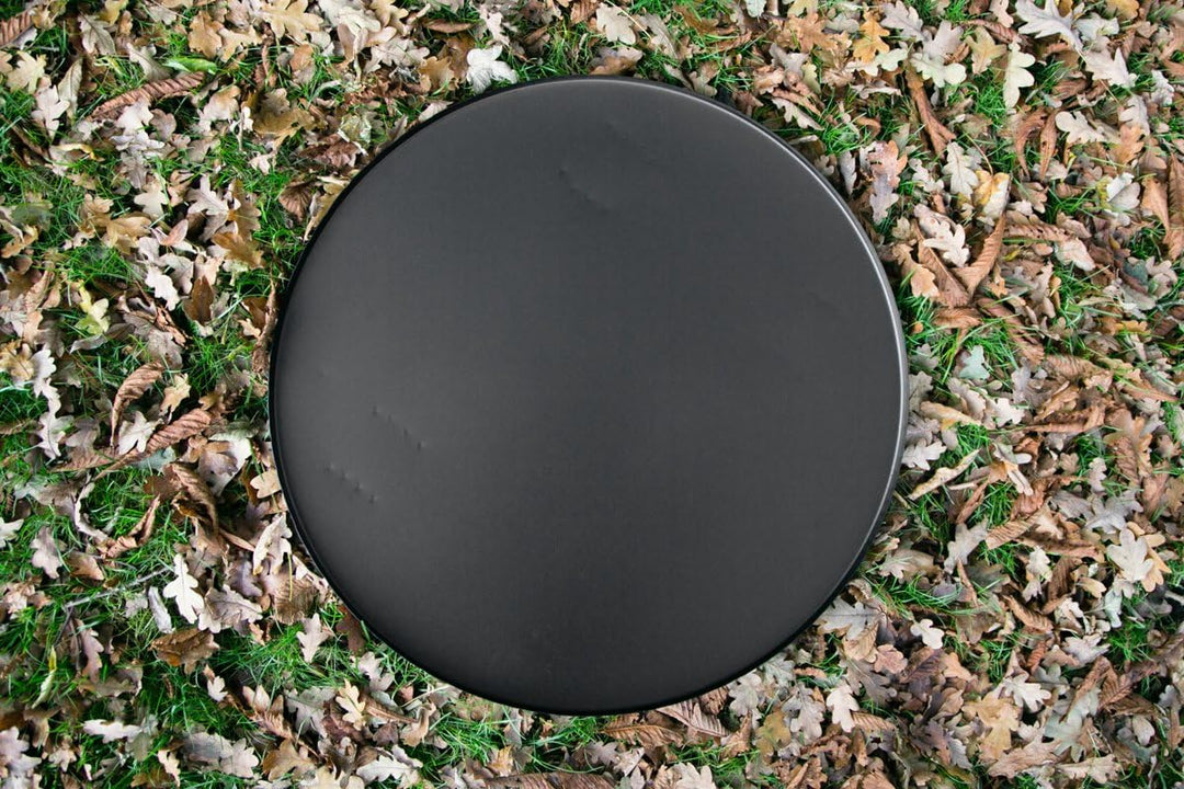 KUHEIGA Bodenplatte für unsere Feuerkörbe Funkenplatte Unterlegplatte Ø: 71cm mit Füssen