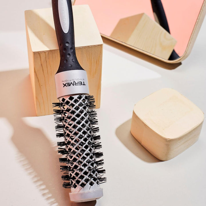Termix Evolution Basic. Professionelle, thermische Rundhaarbürste mit ionisierter Hochleistungsfaser
