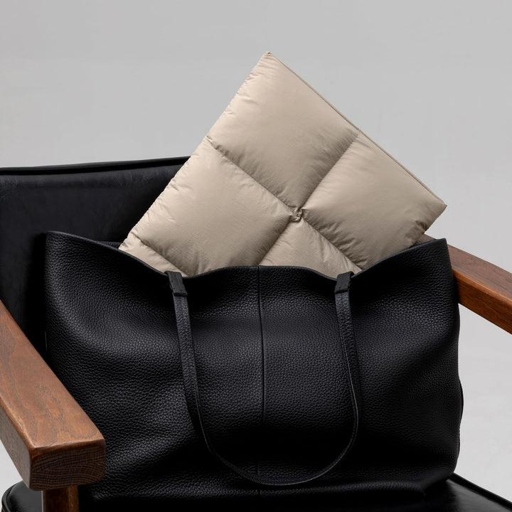 Comfyable Puffy Laptop Sleeve 15 Inch 16 Inch, Quilted Puffer Laptop Carrying Case, Pillow Cover Com