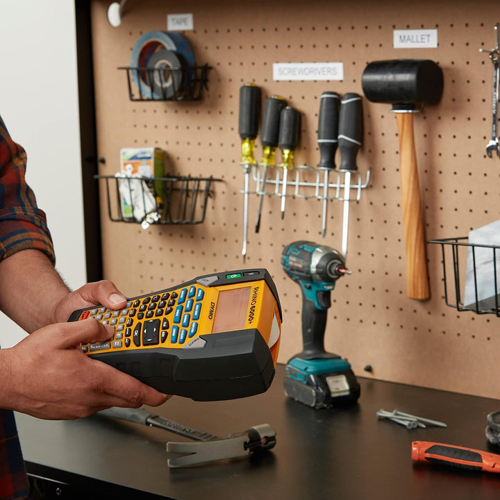 DYMO Rhino 6000+ Industrielles Etikettiergerät im stabilen Hartschalenkoffer | Tragbares Beschriftun