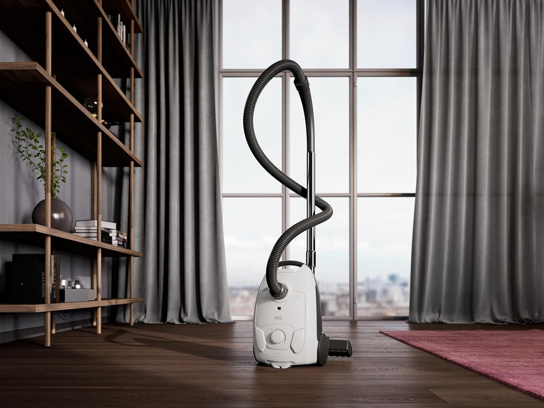 AEG CLEAN 5000 AB51C1SW Staubsauger mit Beutel / hohe Saugleistung / 37 % Recyclingkunststoff / AllF