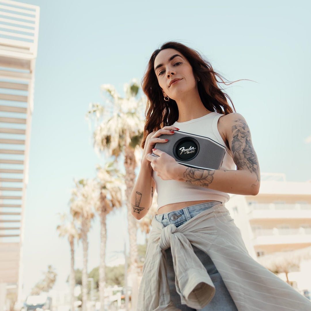 Fender x Teufel ROCKSTER GO 2 Bluetooth Speaker - Tragbarer Lautsprecher für draussen, mit Langer Ak