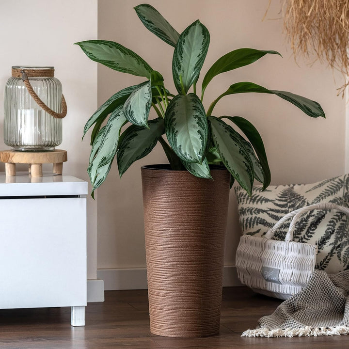 KADAX Blumentopf mit Holzspänen, eleganter Übertopf mit herausnehmbarer Einlage, Blumentopfschutz fü