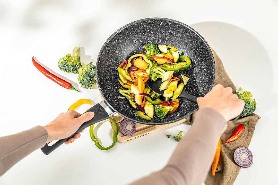 BALLARINI Vipiteno Wok, Bräter antihaftbeschichtet, Wokpfanne induktionsgeeignet, Aluminium, rund, Ø