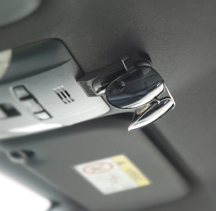 craVeDRIVE Auto Brillenhalter für Toyota und Suzuki | Fahrzeug Brillenclip | Sonnenbrillen Halterung