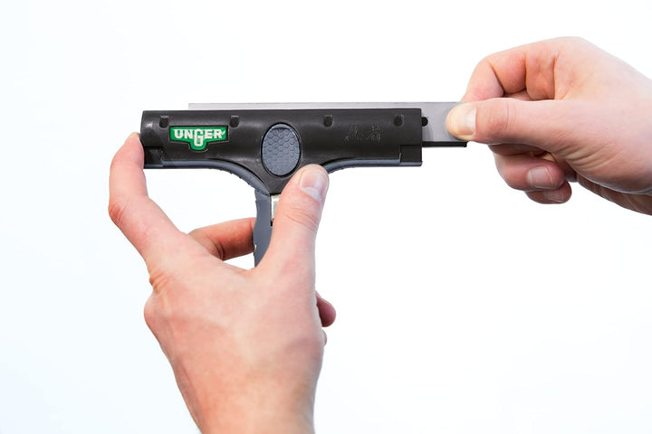 Unger ErgoTec Ninja Schaber (Breite 10 cm, Winkel einstellbar: 0° - 30°, grosse Schaberfläche, einfa