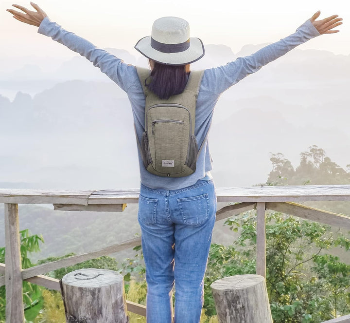 G4Free Kleiner Rucksack 10/15/20L Faltbarer Leichter Wanderrucksack Damen Herren, Beige 10Liters