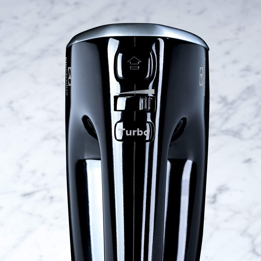 Electrolux EHM3310 Handrührer, 450 W, Schwarz, Schwarz