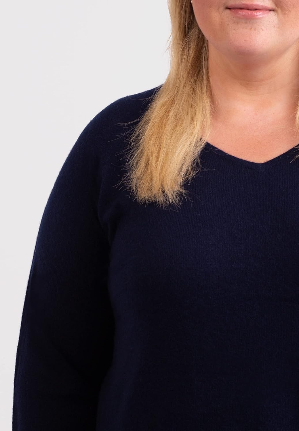 CASH-MERE.CH 100% Kaschmir Damen Pullover mit geradem Schnitt und Seitenschlitz in grossen Grössen |