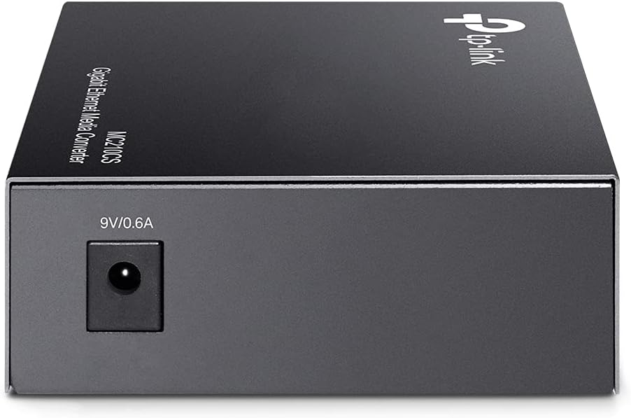 TP-Link Gigabit Single-Mode Media Converter, Complies with IEEE 802.3ab and IEEE 802.3z Extends Fibe