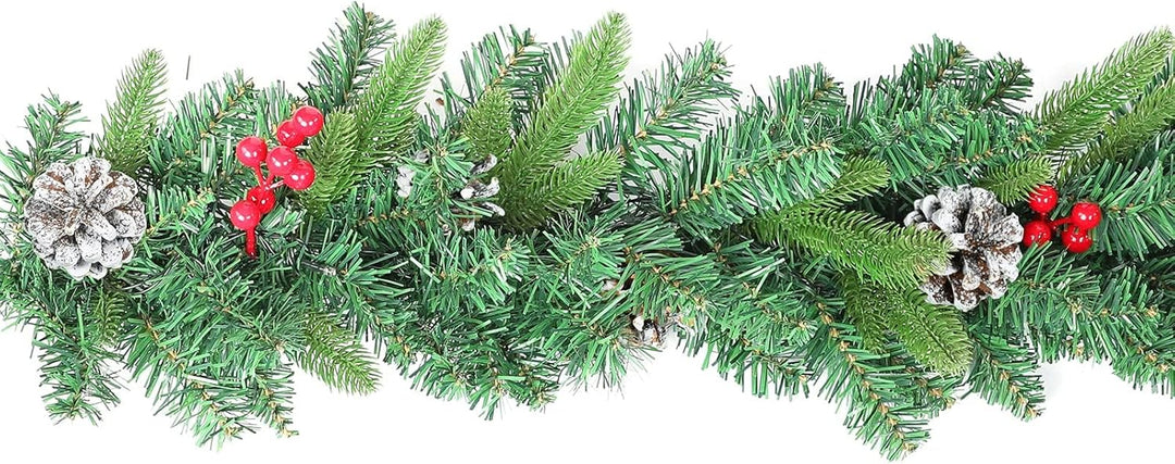 UISEBRT Weihnachtsgirlande mit Beleuchtung Tannengirlande 5m, mit 75 LEDs Tannenzapfen Rote Beere Kü