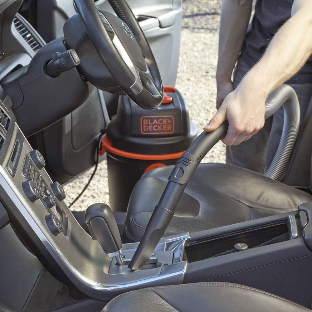 BLACK+DECKER Nass und Trockensauger BXVC20PTE mit Integrierte Steckdose für Elektrowerkzeug (1200 W,
