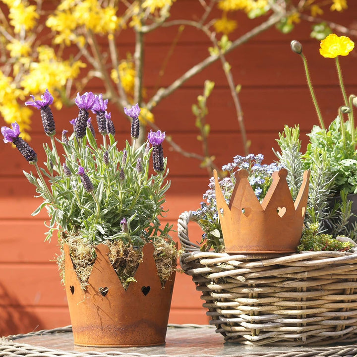 UNUS Krone Rost mit Herzen, Gartendeko Rostoptik, Edelrostrost Deko für Garten, Terrasse Balkon Blum