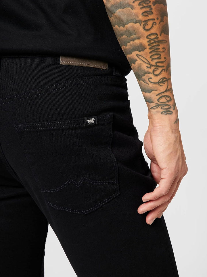 MUSTANG Herren Vegas Jeans 34W / 32L Tiefschwarz 980, 34W / 32L Tiefschwarz 980