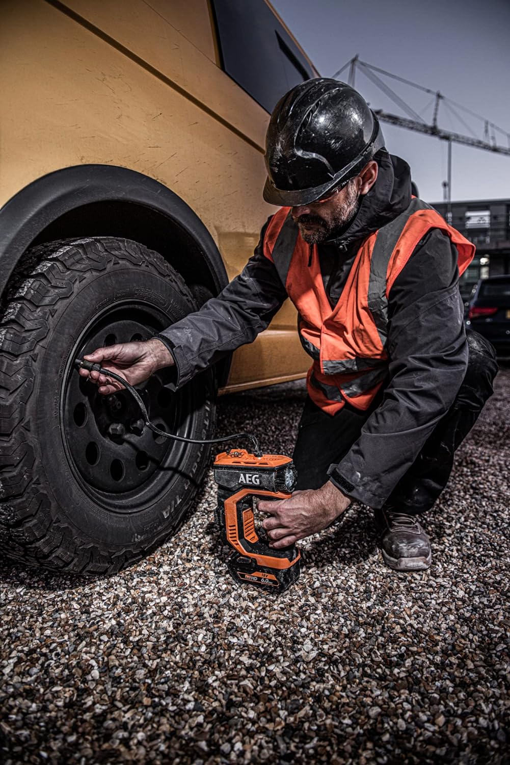 AEG 18 V Pro18V Akku-Hand-Kompressor, BK18C-0, Max. Druck: 10,3 bar, ohne Akku u. Ladegerät