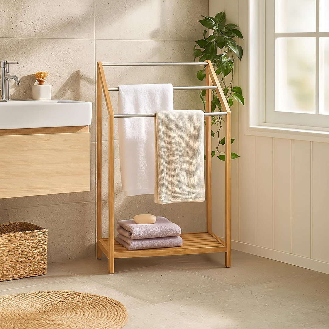 Relaxdays Handtuchhalter Bambus, 3 Handtuchstangen, Freistehend, Ablage, modern, HxBxT: 85 x 51 x 31