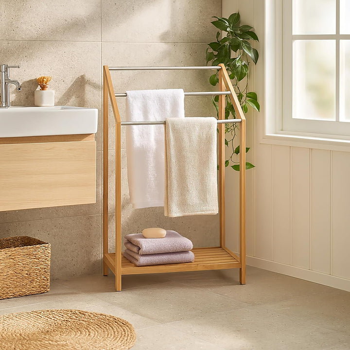 Relaxdays Handtuchhalter Bambus, 3 Handtuchstangen, Freistehend, Ablage, modern, HxBxT: 85 x 51 x 31