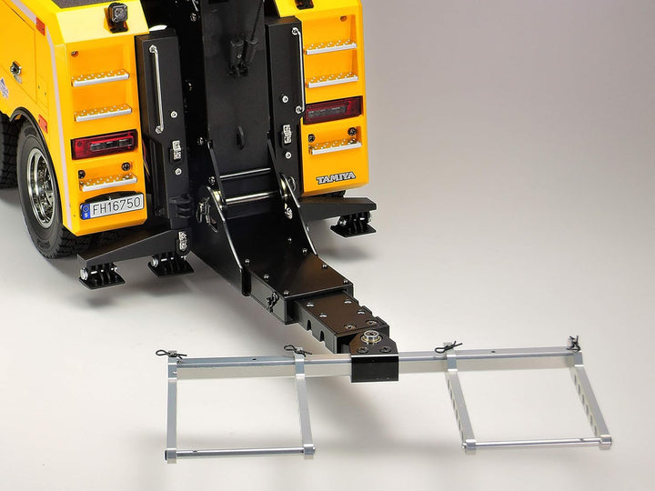 TAMIYA 56362 1:14 Volvo FH16 Abschlepper 8x4, Bausatz zum Zusammenbauen, RC Truck, fernsteuerbarer,