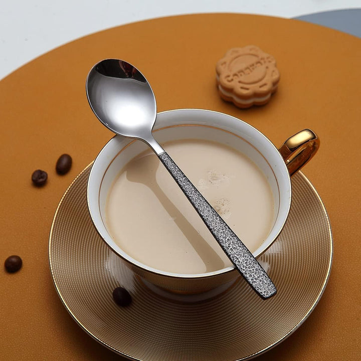 Besteckset 30 Stück Beschichtung mit Schwarzem Marsgriff, Edelstahlmesser Löffel Gabeln Besteckset U