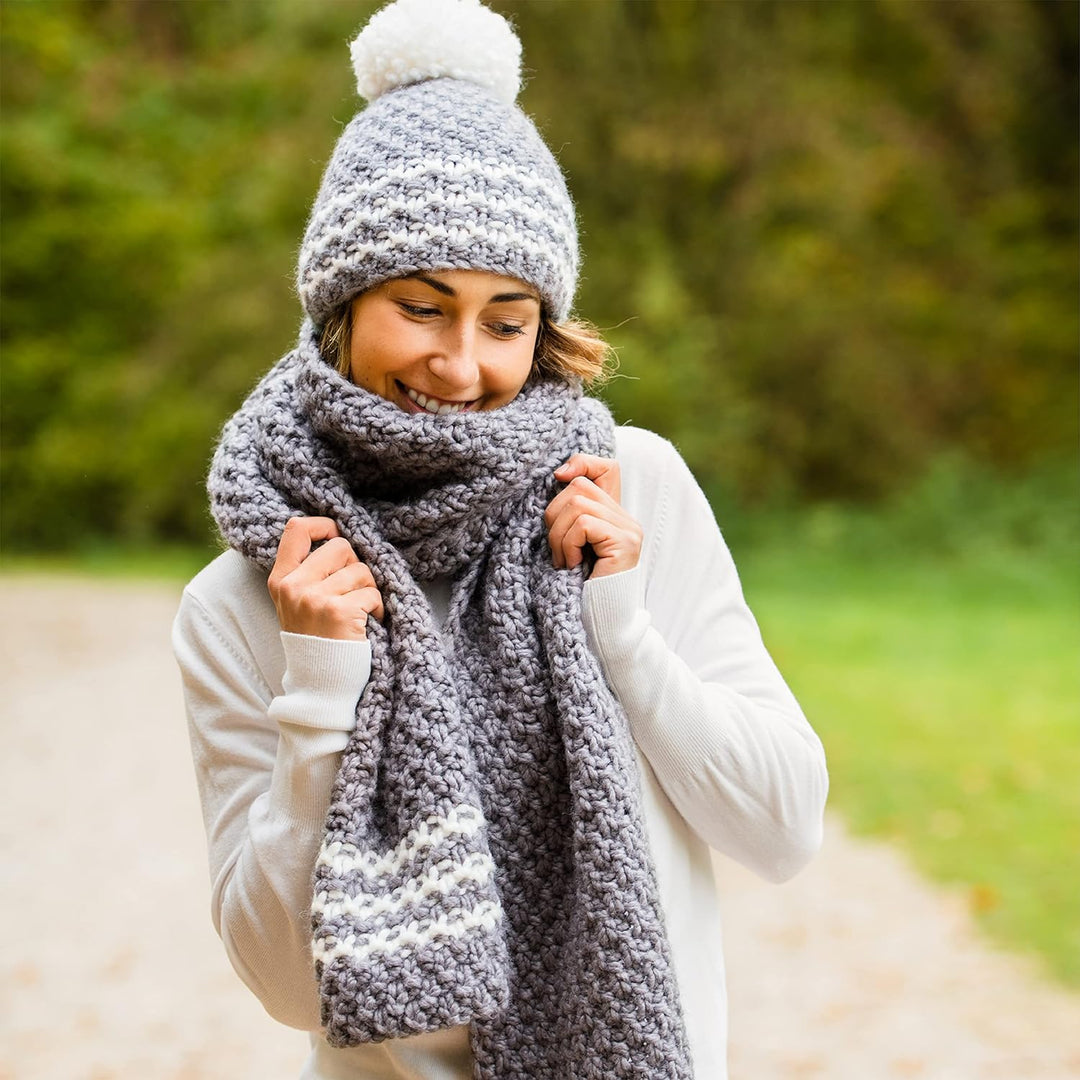 Gründl Alaska uni (Strick- und Häkelgarn mit wollartigem Charakter aus 80 % Polyacryl und 20 % Wolle