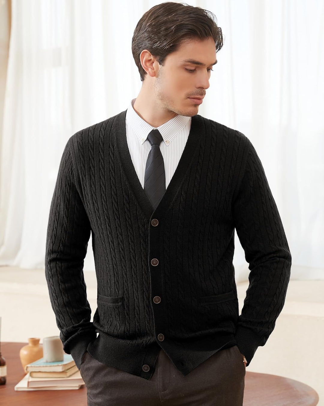 Kallspin Herren Strickjacke aus Wollmischung Zopfstrick Cardigan mit Knopfverschluss und Taschen M S