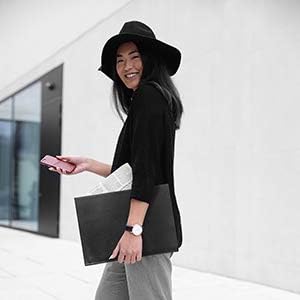 BULLAZO Menor Urban, Edle Hülle aus Leder mit Kartenfach, Kompatibel mit iPhone X 10 XS 10S, Koralle