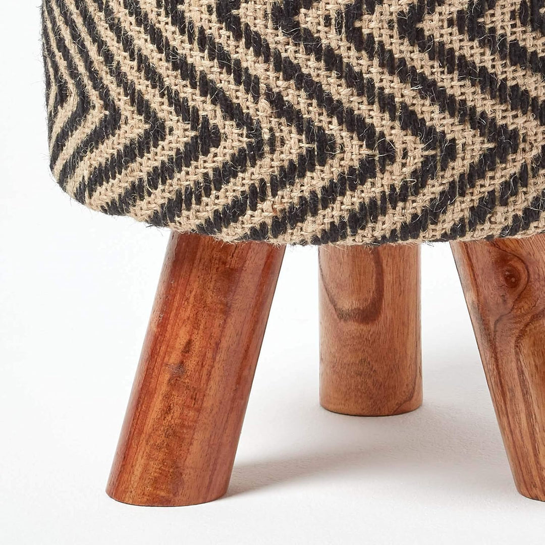 Homescapes Trendiger Stoff Sitzhocker Chevron Aztec Ethno Look 32 x 32 x 42 cm Fusshocker Schemel mi